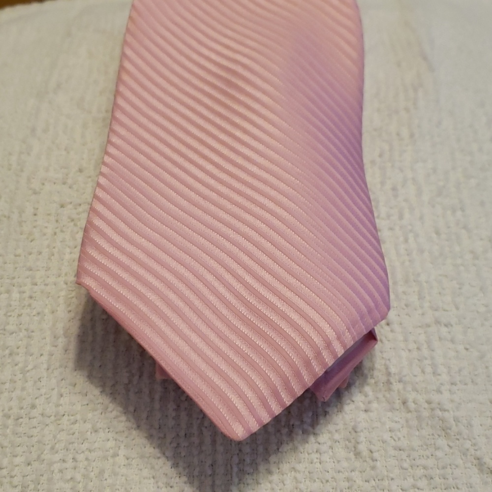 Neck tie